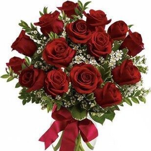 15 red roses with greenery | Flower Delivery Liski